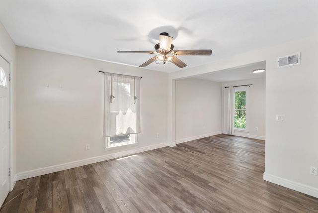 1931 S Lulu, Wichita, KS 67211