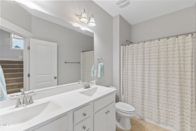 2316 Emerald Woods Drive, Wake Forest, NC 27587