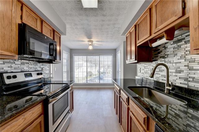 1304 Glenleaf Drive, Peachtree Corners, GA 30092