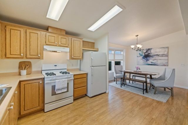 144 Holm Road 75, Watsonville, CA 95076