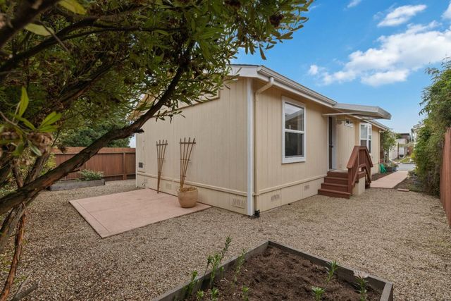 144 Holm Road 75, Watsonville, CA 95076