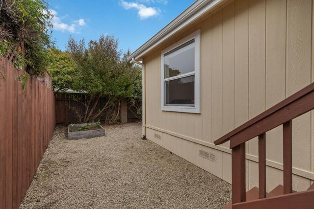 144 Holm Road 75, Watsonville, CA 95076