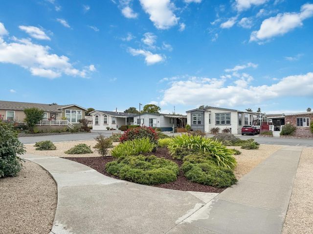 144 Holm Road 75, Watsonville, CA 95076