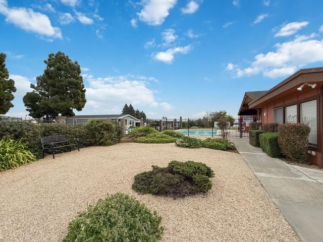 144 Holm Road 75, Watsonville, CA 95076