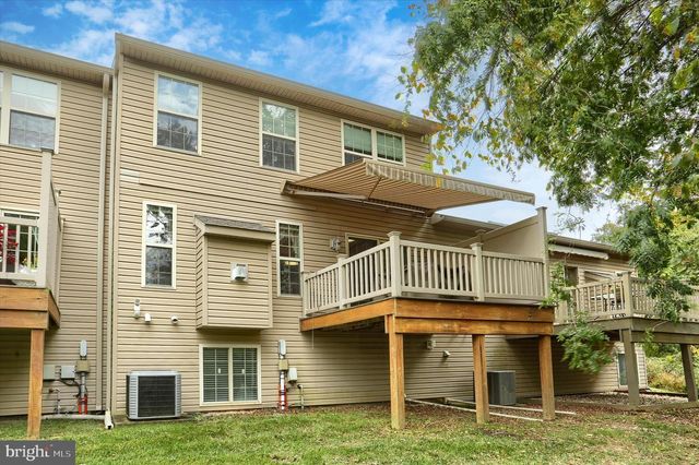 2652 GRACIE DR, Harrisburg, PA 17112