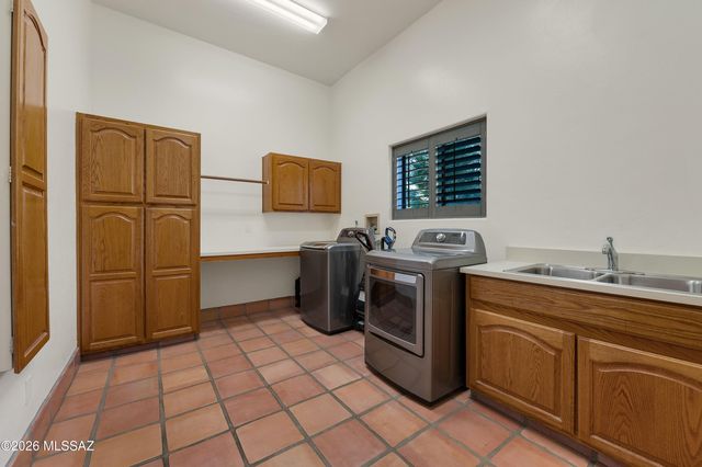 12513 E Jeffers Place, Tucson, AZ 85749