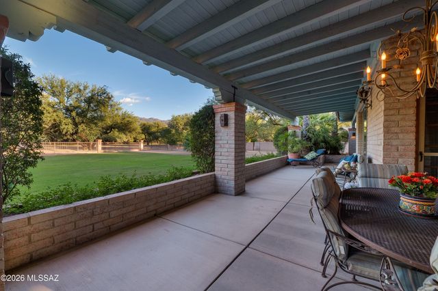 12513 E Jeffers Place, Tucson, AZ 85749