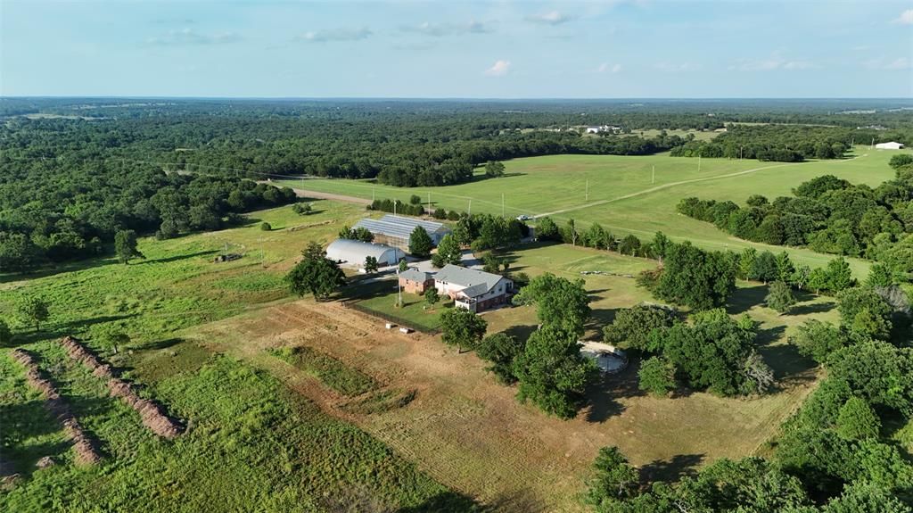 Image 28 of property listing at 22525 N Luther Road, Luther, OK 73054