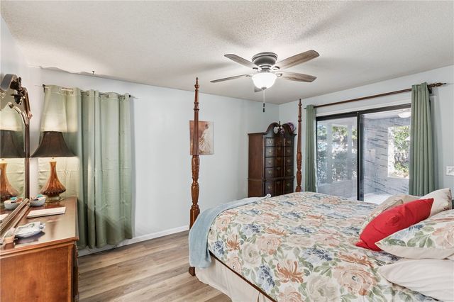 156 W Peach Ave, Kingsland, GA 31548