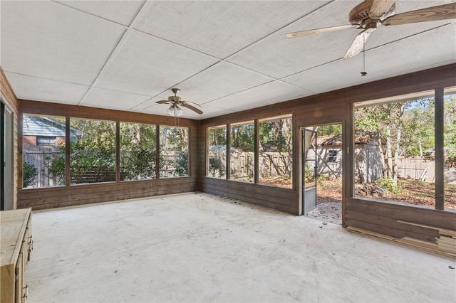 156 W Peach Ave, Kingsland, GA 31548