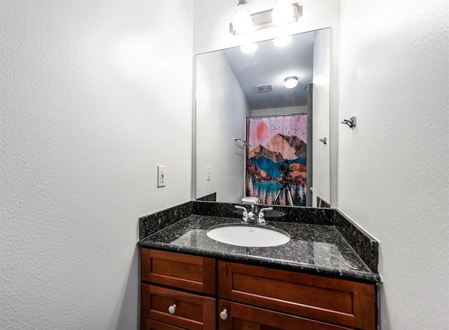 5723 Petty Street, Houston, TX 77007