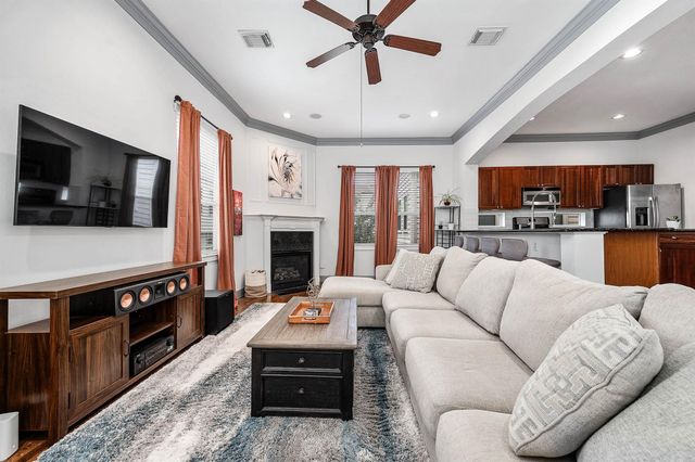 5723 Petty Street, Houston, TX 77007