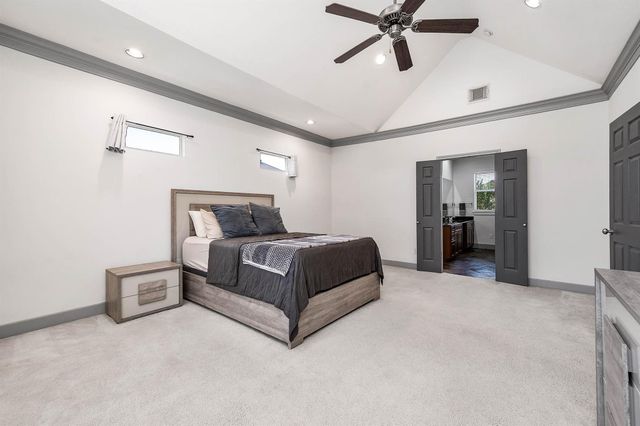 5723 Petty Street, Houston, TX 77007