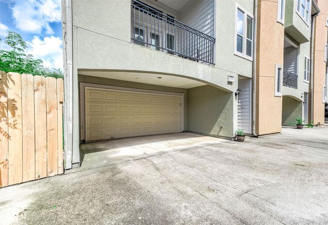 5723 Petty Street, Houston, TX 77007