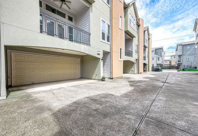 5723 Petty Street, Houston, TX 77007