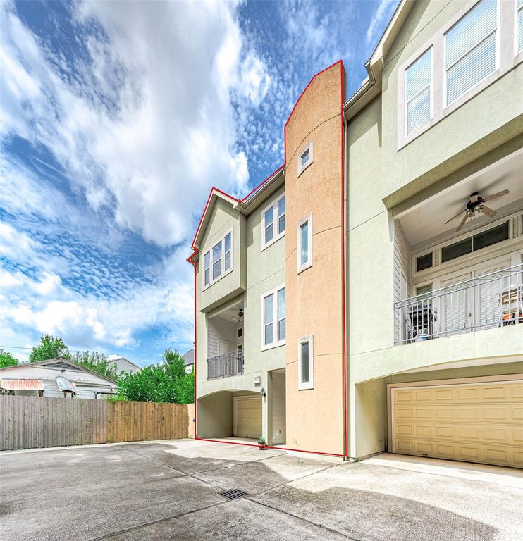 5723 Petty Street, Houston, TX 77007