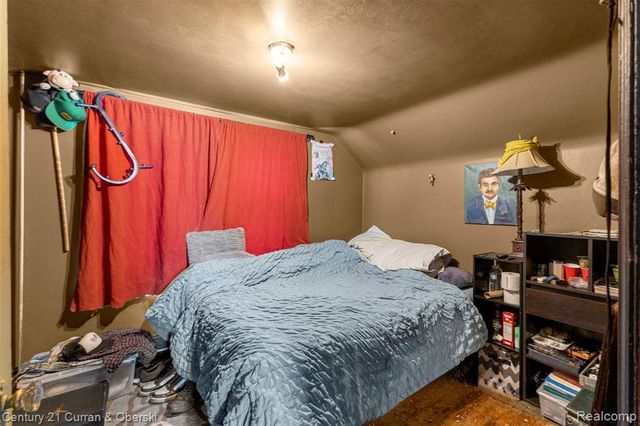 7004 Dodge Avenue, Warren, MI 48091