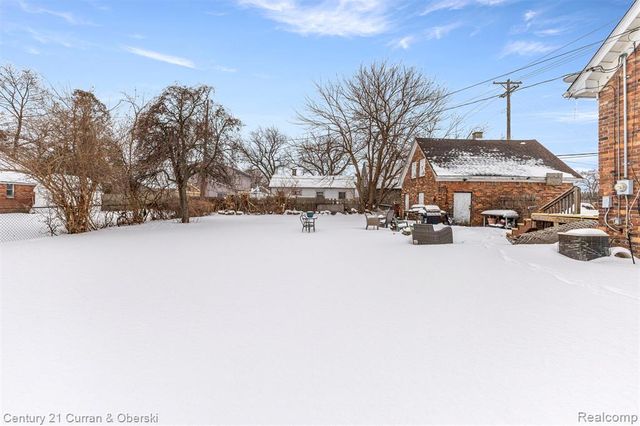 7004 Dodge Avenue, Warren, MI 48091