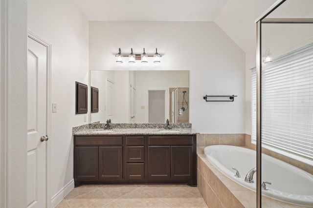 2314 Laurel Loch Lane, Pearland, TX 77584