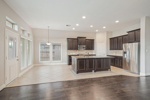 2314 Laurel Loch Lane, Pearland, TX 77584