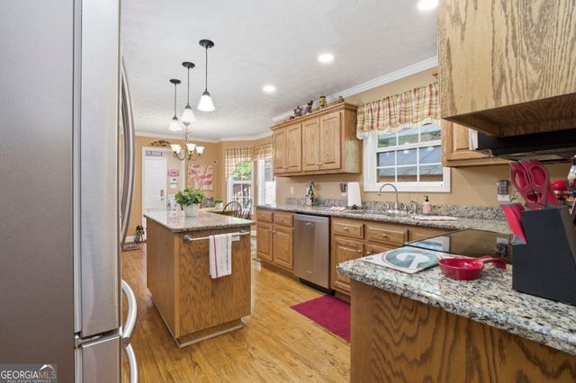 419 Flora Ave Extension SE, Rome, GA 30161