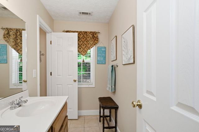 419 Flora Ave Extension SE, Rome, GA 30161
