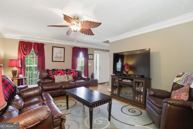 419 Flora Ave Extension SE, Rome, GA 30161