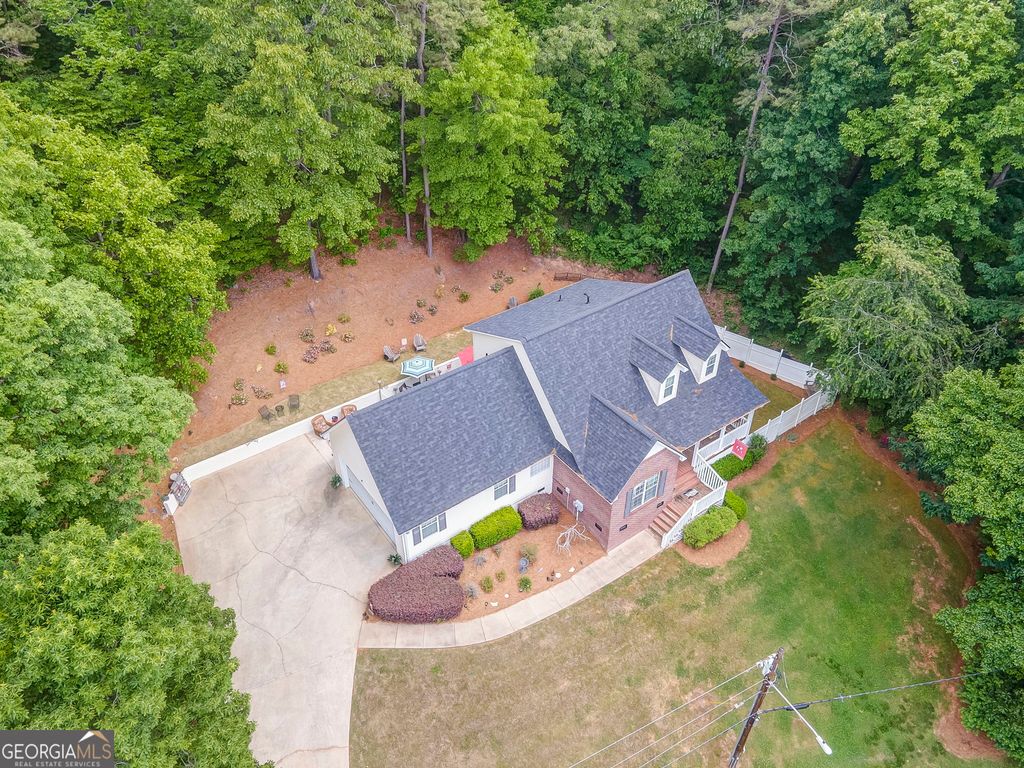 419 Flora Ave Extension SE, Rome, GA 30161