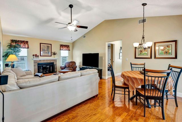 5302 19TH AVENUE W, Bradenton, FL 34209