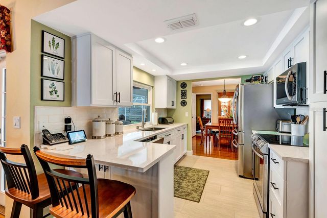 5302 19TH AVENUE W, Bradenton, FL 34209