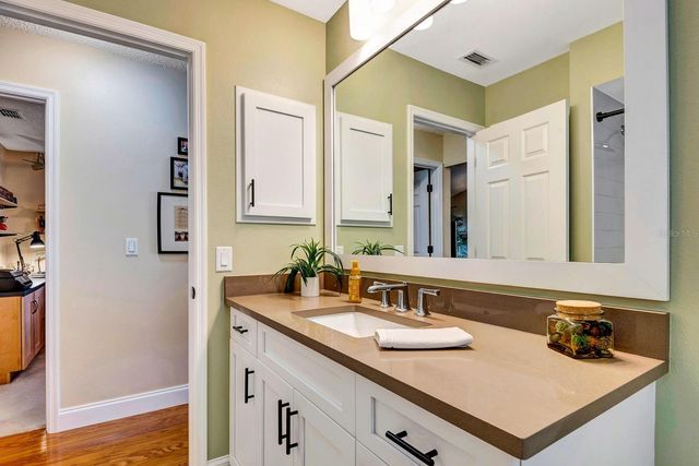 5302 19TH AVENUE W, Bradenton, FL 34209