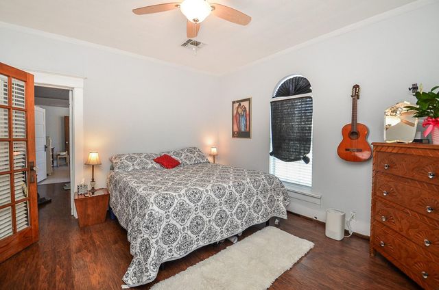 205 Main Street, Palacios, TX 77465