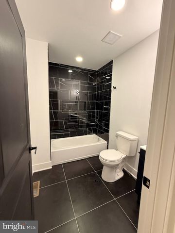 1220 W AIRDRIE ST, Philadelphia, PA 19140