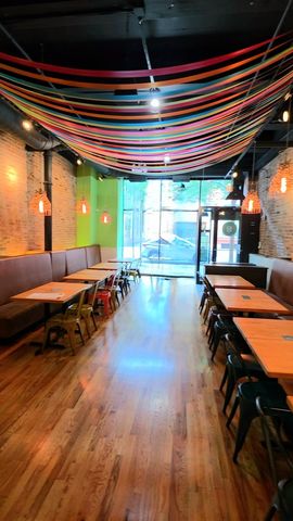 416 W Ontario Street C-1, Chicago, IL 60654