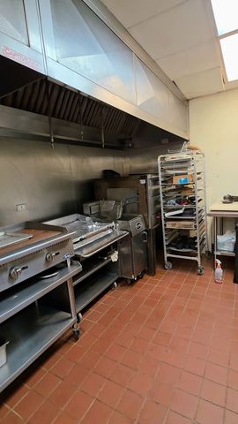 416 W Ontario Street C-1, Chicago, IL 60654