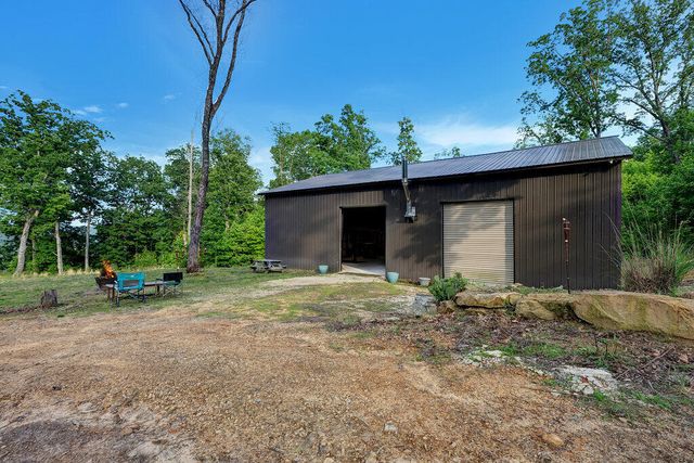 3155 Pigeon Spur Road, Tracy City, TN 37387