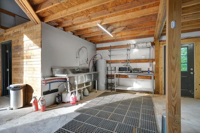 3155 Pigeon Spur Road, Tracy City, TN 37387