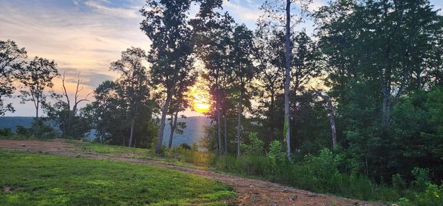 3155 Pigeon Spur Road, Tracy City, TN 37387