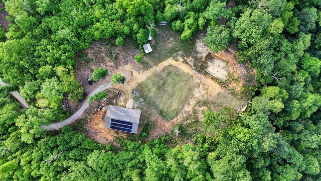 3155 Pigeon Spur Road, Tracy City, TN 37387