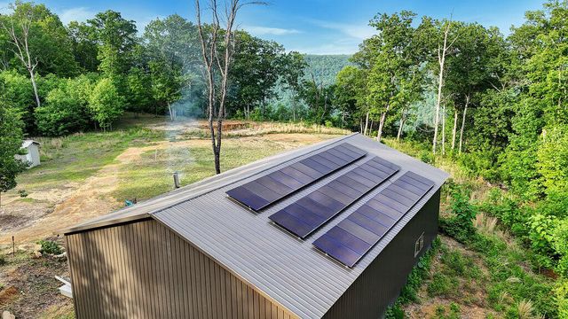 3155 Pigeon Spur Road, Tracy City, TN 37387