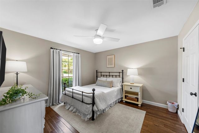 1800 Cross Bend Road, Plano, TX 75023