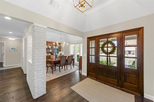 1800 Cross Bend Road, Plano, TX 75023