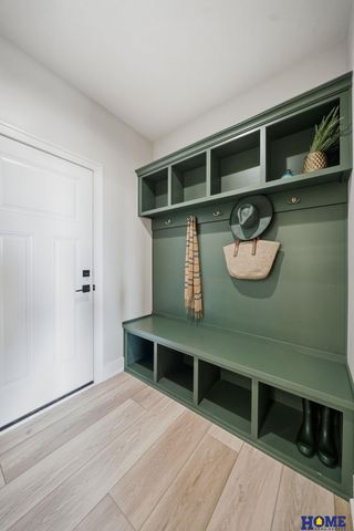 8041 Ephraem Place, Lincoln, NE 68516