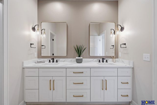 8041 Ephraem Place, Lincoln, NE 68516