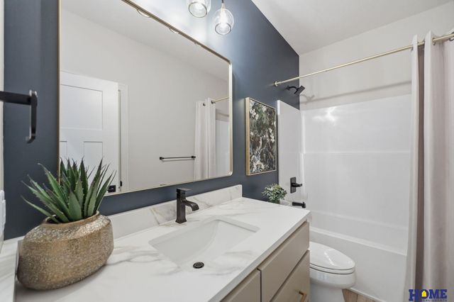 8041 Ephraem Place, Lincoln, NE 68516