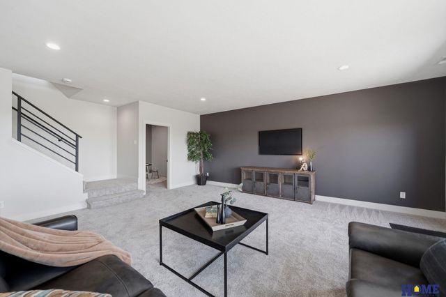 8041 Ephraem Place, Lincoln, NE 68516