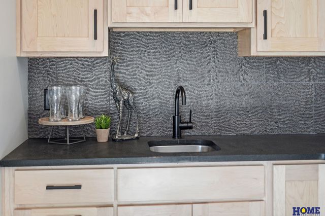 8041 Ephraem Place, Lincoln, NE 68516