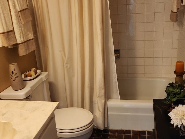 840 Elder Road A414, Homewood, IL 60430