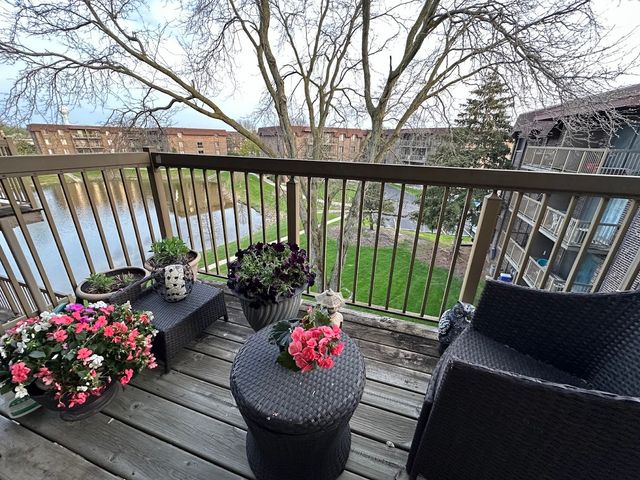 840 Elder Road A414, Homewood, IL 60430