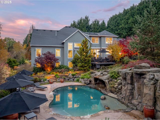 2254 KNAUS Rd, Lake Oswego, OR 97034